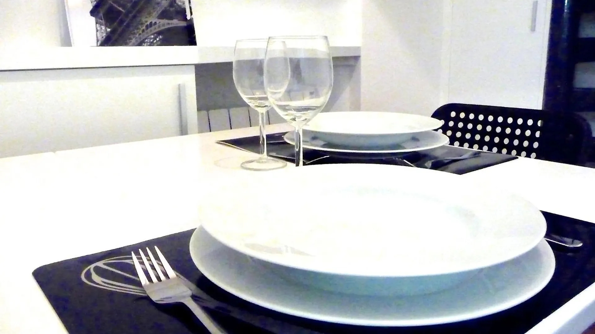 Charming Duplex In Montmartre Apartment Paris 0*,